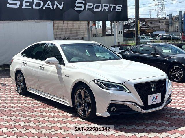 Toyota CROWN SEDAN 2018-11 8229409-15