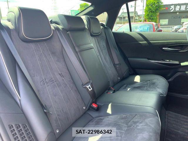 Toyota CROWN SEDAN 2018-11 8229409-8