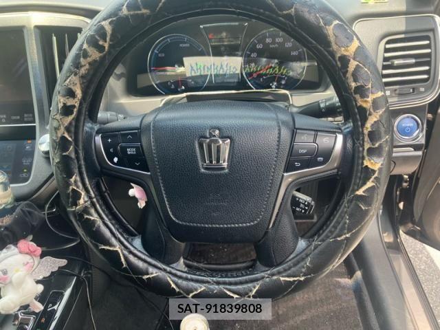 Toyota CROWN SEDAN 2013-06 8229419-12