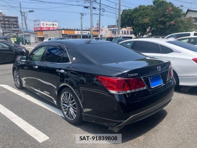 Toyota CROWN SEDAN 2013-06 8229419-1