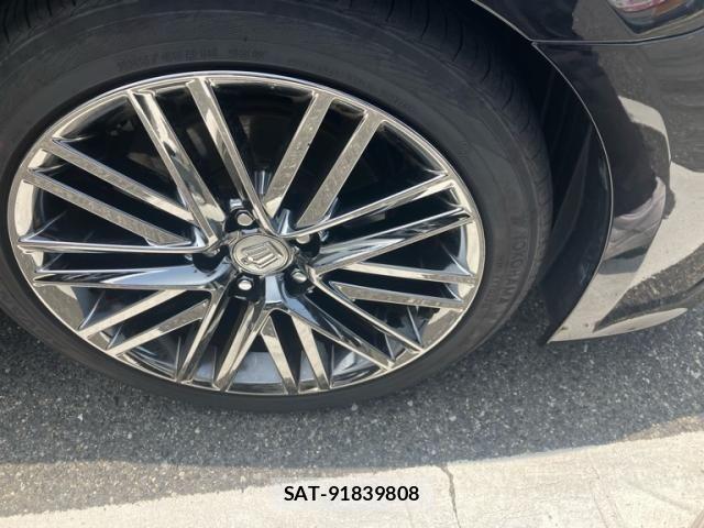 Toyota CROWN SEDAN 2013-06 8229419-2