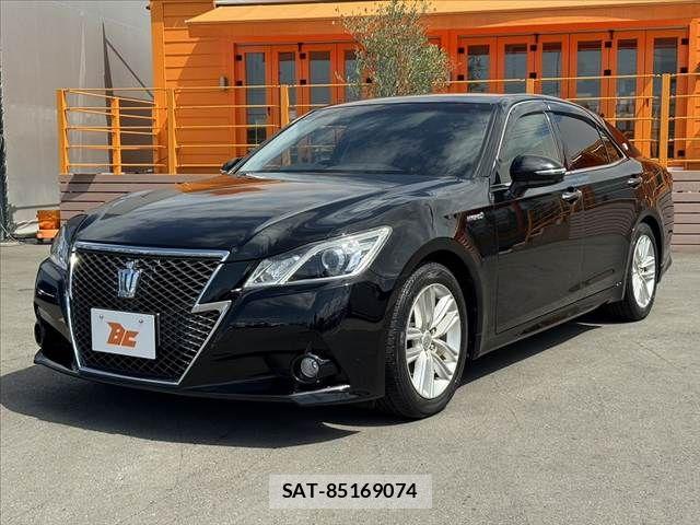 Toyota CROWN SEDAN 2014-09 8229416-9