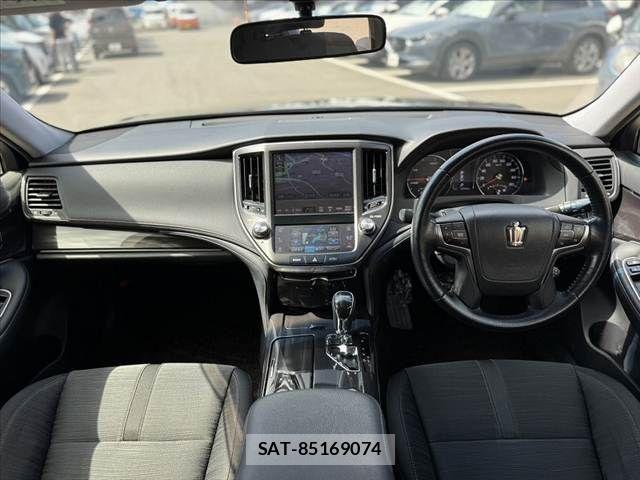 Toyota CROWN SEDAN 2014-09 8229416-1