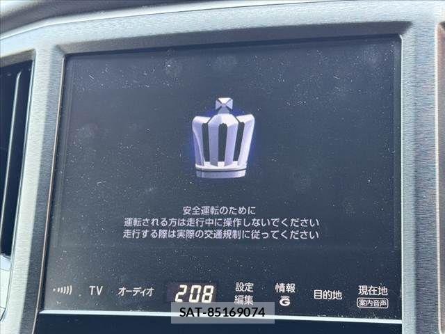 Toyota CROWN SEDAN 2014-09 8229416-2