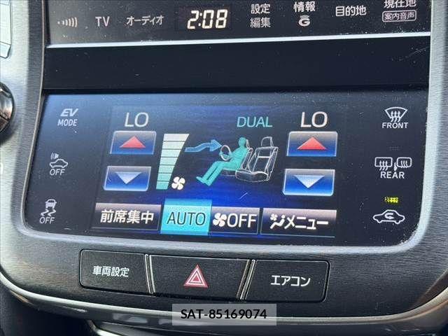 Toyota CROWN SEDAN 2014-09 8229416-3