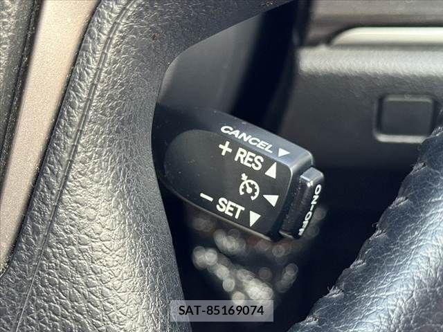Toyota CROWN SEDAN 2014-09 8229416-4