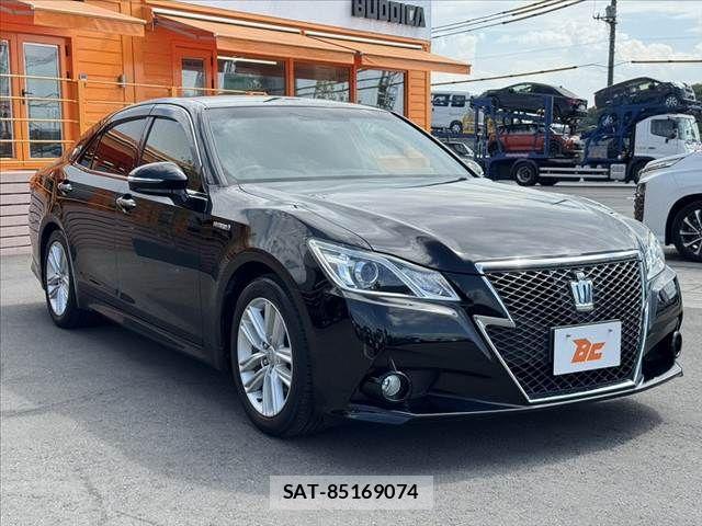 Toyota CROWN SEDAN 2014-09 8229416-7