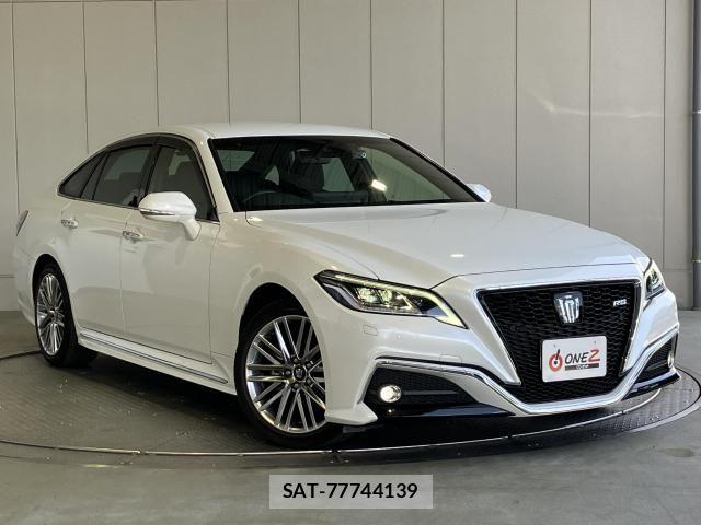 Toyota CROWN SEDAN 2022-05 8229412-0