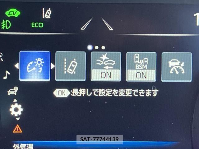 Toyota CROWN SEDAN 2022-05 8229412-10