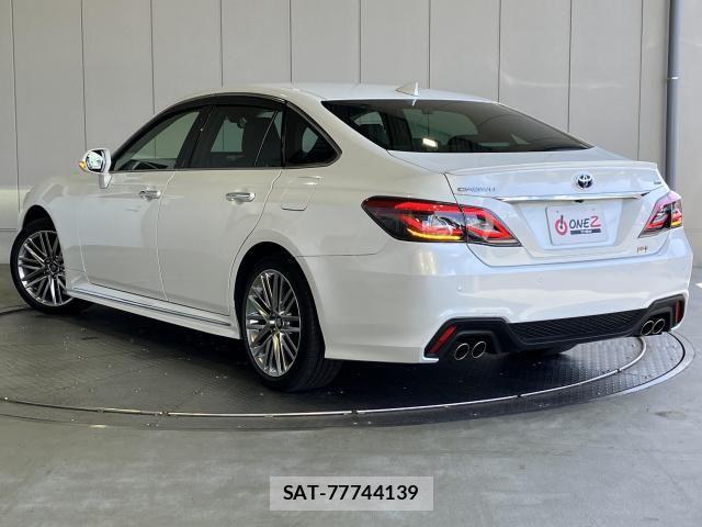 Toyota CROWN SEDAN 2022-05 8229412-1