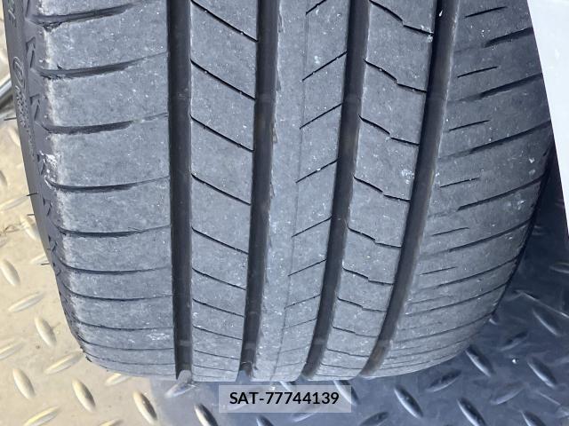 Toyota CROWN SEDAN 2022-05 8229412-23
