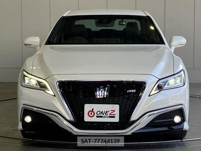 Toyota CROWN SEDAN 2022-05 8229412-25