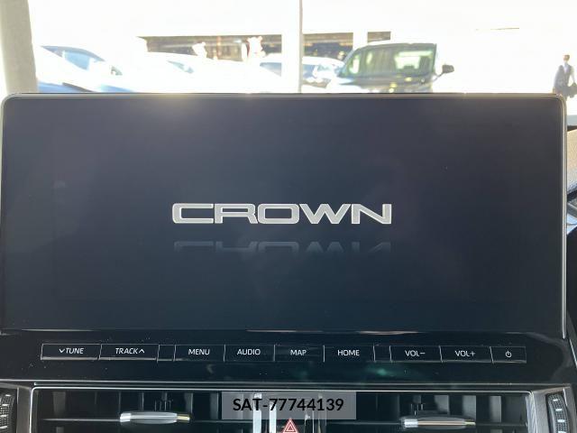 Toyota CROWN SEDAN 2022-05 8229412-6