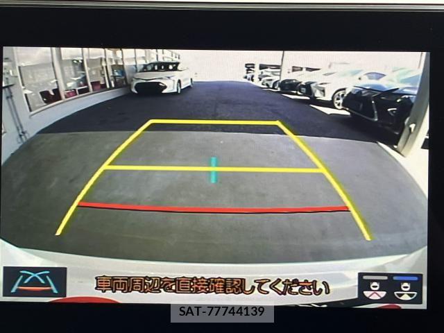 Toyota CROWN SEDAN 2022-05 8229412-7