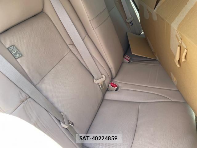 Toyota CROWN SEDAN 2010-03 8229421-13