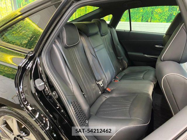 Toyota CROWN SEDAN 2018-09 8229410-9