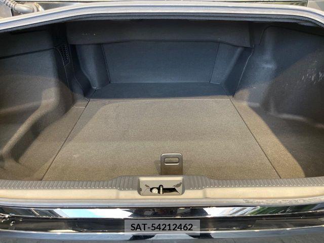 Toyota CROWN SEDAN 2018-09 8229410-10