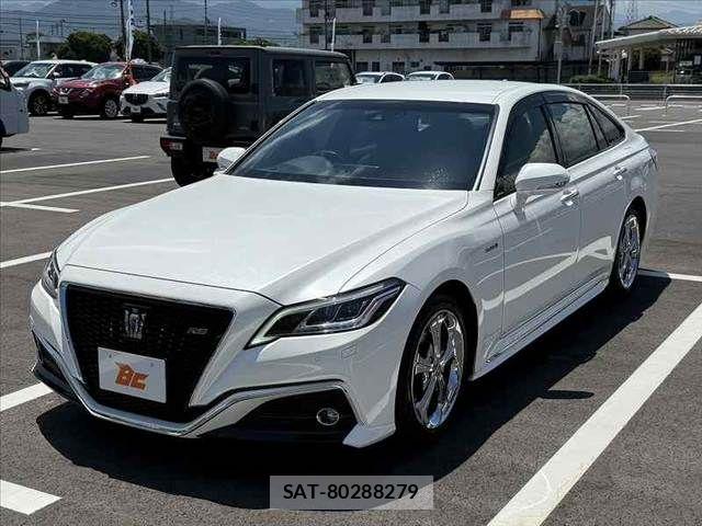 Toyota CROWN SEDAN 2019-02 8229413-9