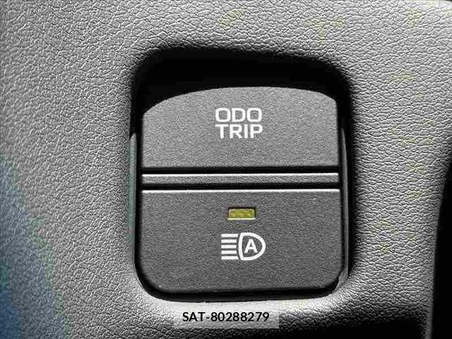 Toyota CROWN SEDAN 2019-02 8229413-26