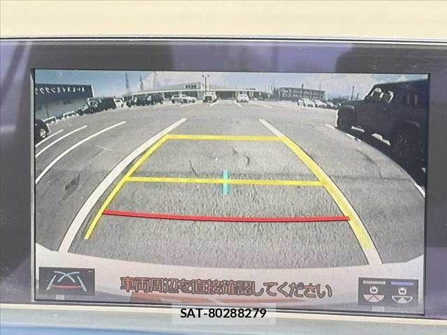 Toyota CROWN SEDAN 2019-02 8229413-3