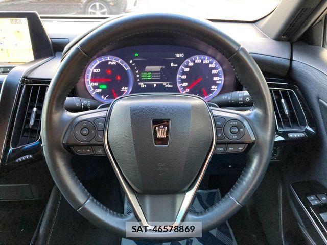 Toyota CROWN SEDAN 2018-07 8229417-10