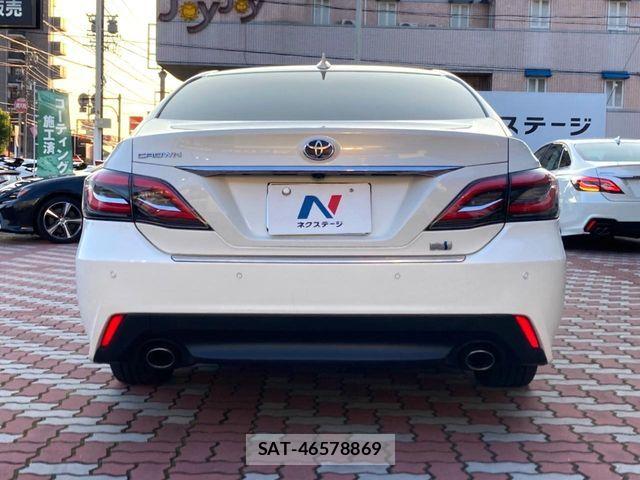Toyota CROWN SEDAN 2018-07 8229417-14