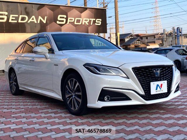 Toyota CROWN SEDAN 2018-07 8229417-15