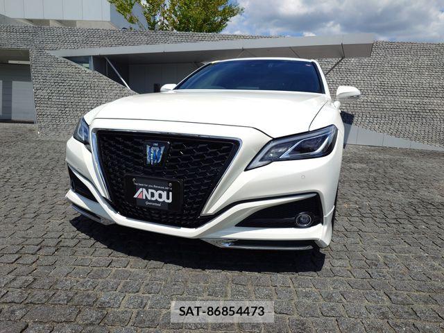 Toyota CROWN SEDAN 2018-11 8244918-5