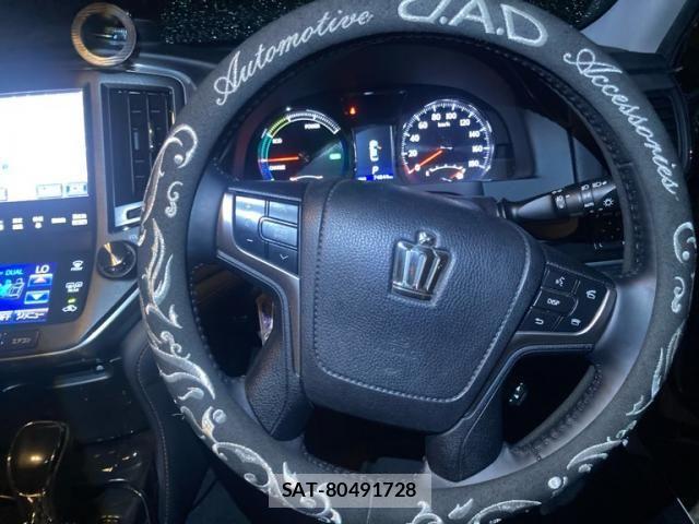 Toyota CROWN SEDAN 2013-06 8244925-13