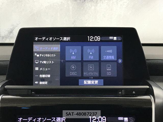 Toyota CROWN SEDAN 2019-05 8244919-12