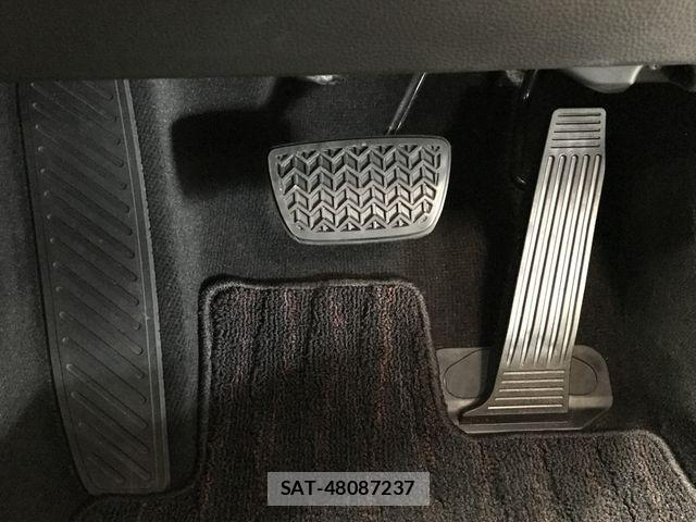 Toyota CROWN SEDAN 2019-05 8244919-22