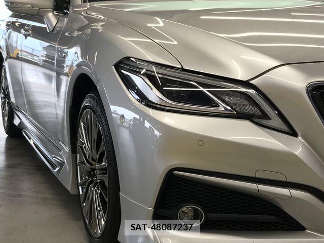 Toyota CROWN SEDAN 2019-05 8244919-26