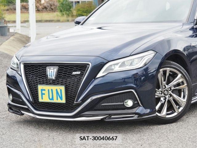 Toyota CROWN SEDAN 2021-06 8244913-27