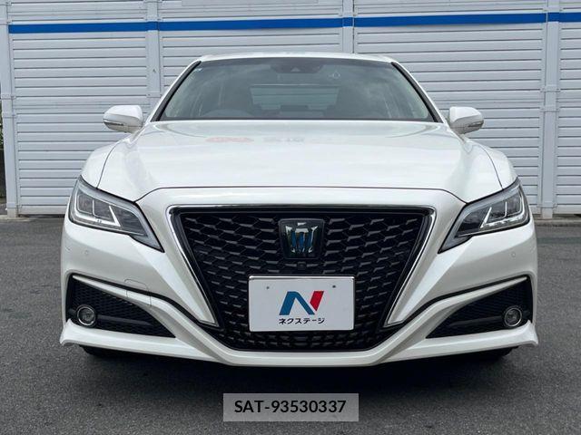 Toyota CROWN SEDAN 2020-07 8244915-13