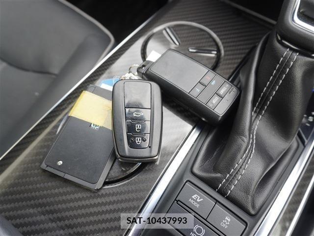 Toyota CROWN SEDAN 2018-07 8244914-9