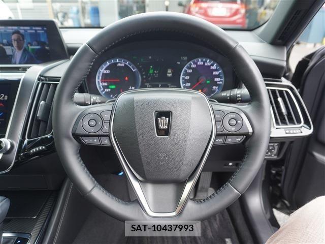 Toyota CROWN SEDAN 2018-07 8244914-11
