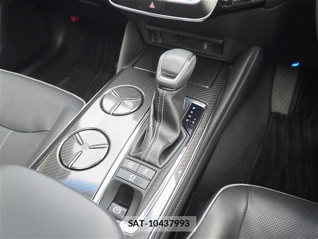 Toyota CROWN SEDAN 2018-07 8244914-8