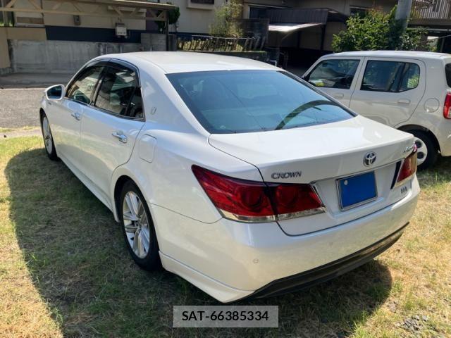 Toyota CROWN SEDAN 2013-11 8244927-3