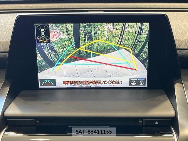 Toyota CROWN SEDAN 2019-03 8244916-3