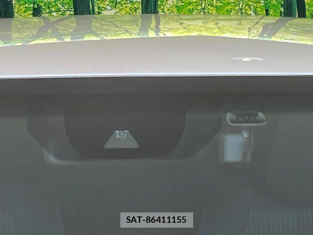 Toyota CROWN SEDAN 2019-03 8244916-4