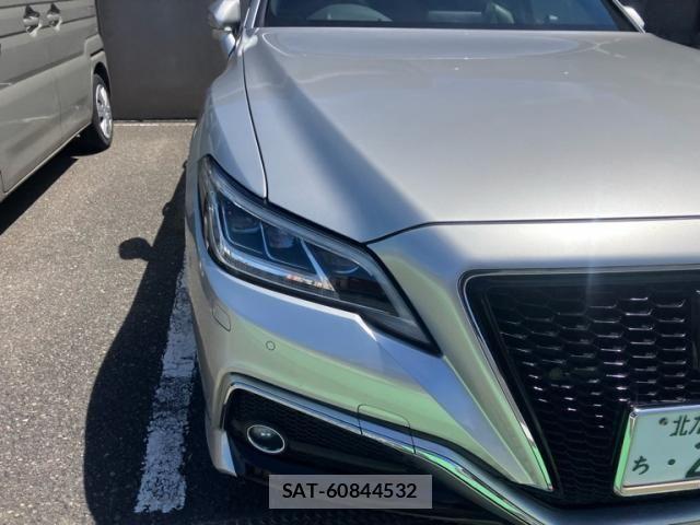 Toyota CROWN SEDAN 2018-11 8244922-10