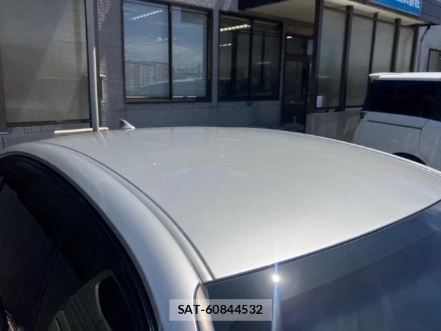 Toyota CROWN SEDAN 2018-11 8244922-11