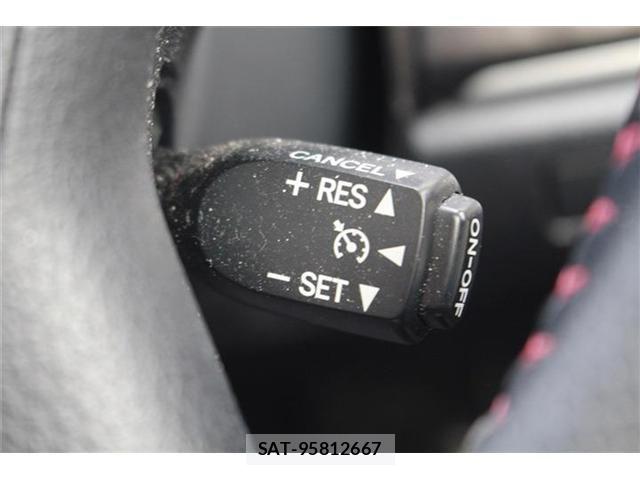 Toyota CROWN SEDAN 2013-12 8244920-3