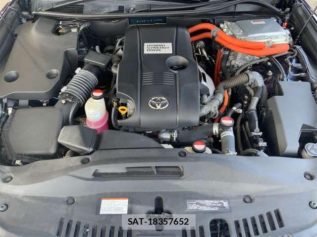 Toyota CROWN SEDAN 2015-12 8313944-11