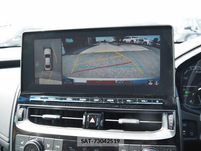 Toyota CROWN SEDAN 2021-06 8313913-16