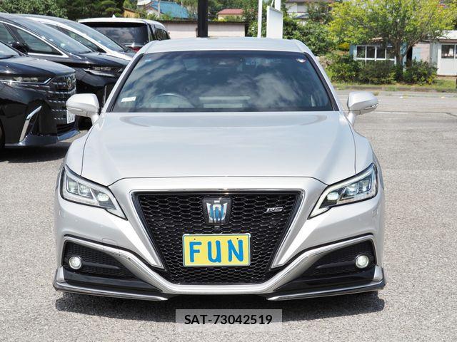 Toyota CROWN SEDAN 2021-06 8313913-1