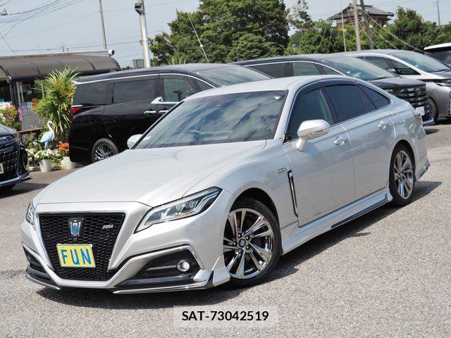 Toyota CROWN SEDAN 2021-06 8313913-3