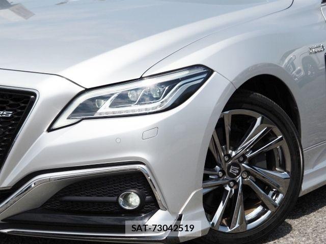 Toyota CROWN SEDAN 2021-06 8313913-7