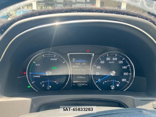 Toyota CROWN SEDAN 2017-07 8313950-16