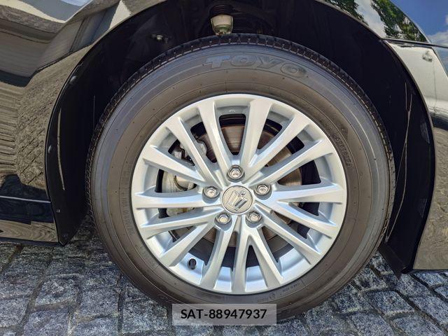 Toyota CROWN SEDAN 2017-06 8313936-7